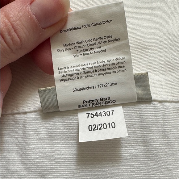 Pottery Barn Set of 2 (4) Curtains - Picture 3 of 7